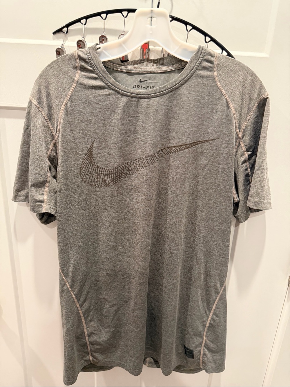 Nike Pro Dri-FIT Gray Fitted Training Shirt Men’s Medium Swoosh